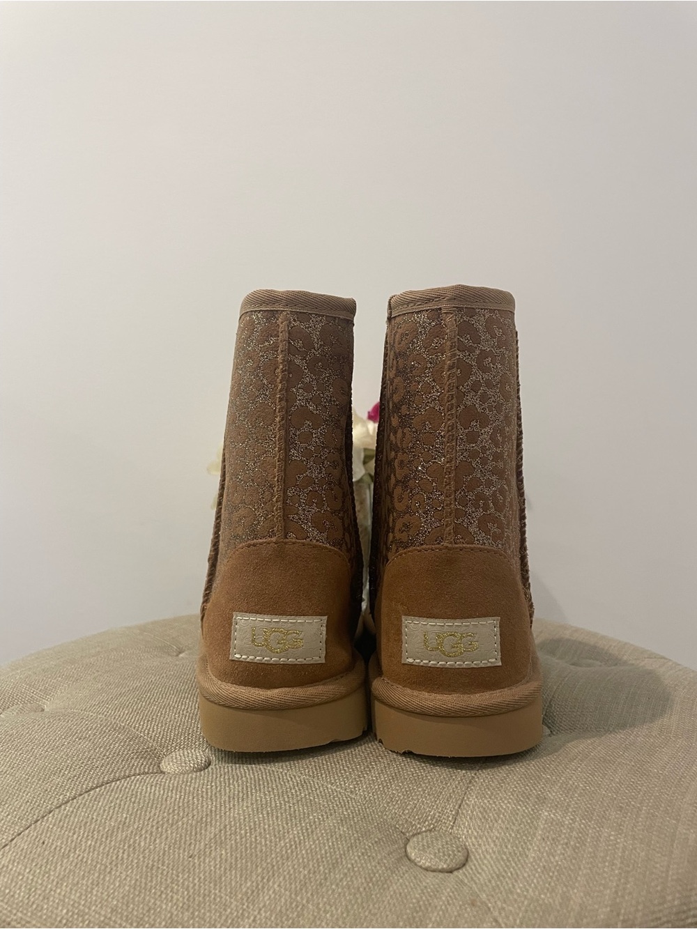 UGG Kids Chestnut Glitter Patterned Shearling Boot - Picture 6 of 13